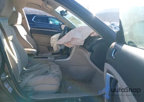 2008 Subaru Outback 2.5I/2.5I L.l. Bean Edition из США, поврежденный, VIN 4S4BP61C687337867